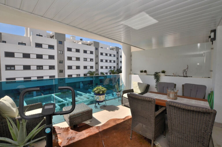 742422 middle floor apartment costa del sol 2 bedrooms las lagunas e325000 3 768x508