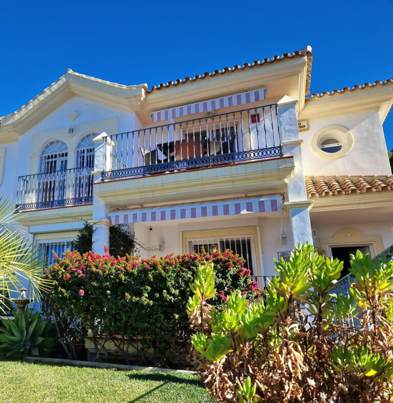 742863 semi detached villa costa del sol 3 bedrooms alhaurin golf e465000 768x788