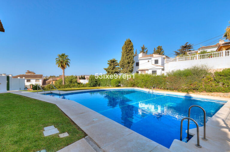 745947 terraced townhouse costa del sol 2 bedrooms el coto e309000 1 1 768x508