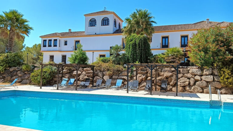 745992 finca villa costa del sol 13 bedrooms almogia e2200000 1 768x432