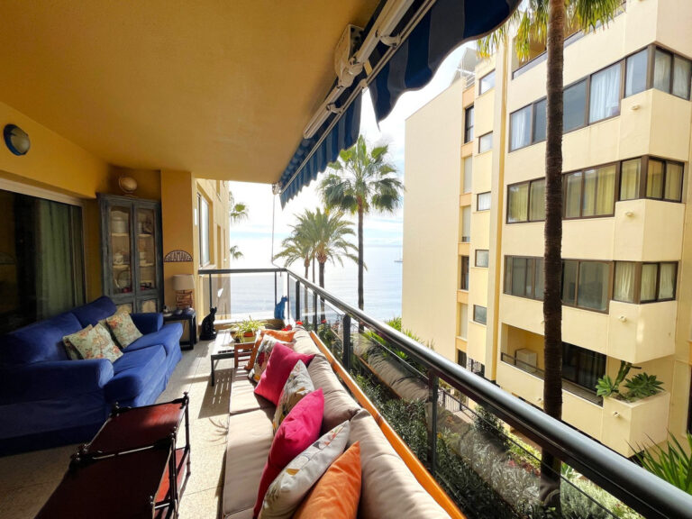 746658 middle floor apartment costa del sol 2 bedrooms estepona e585000 1 1 768x576