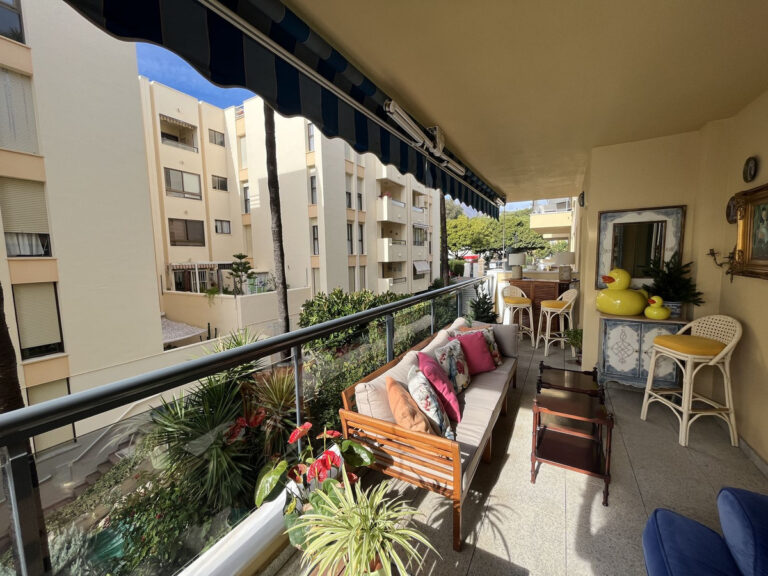 746658 middle floor apartment costa del sol 2 bedrooms estepona e585000 9 768x576