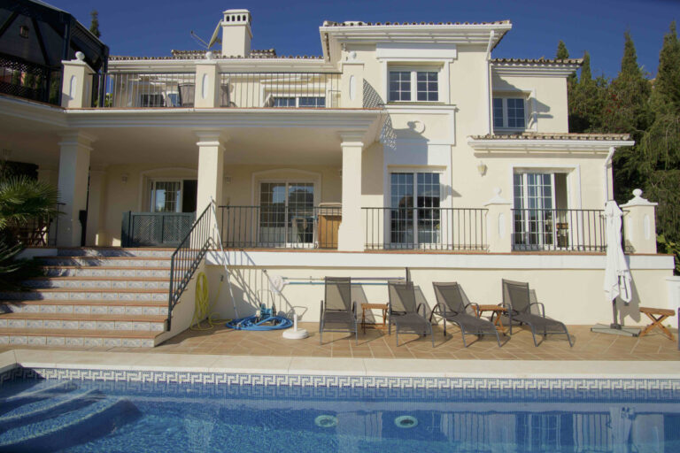 747345 detached villa costa del sol 4 bedrooms elviria e1795000 2 768x512