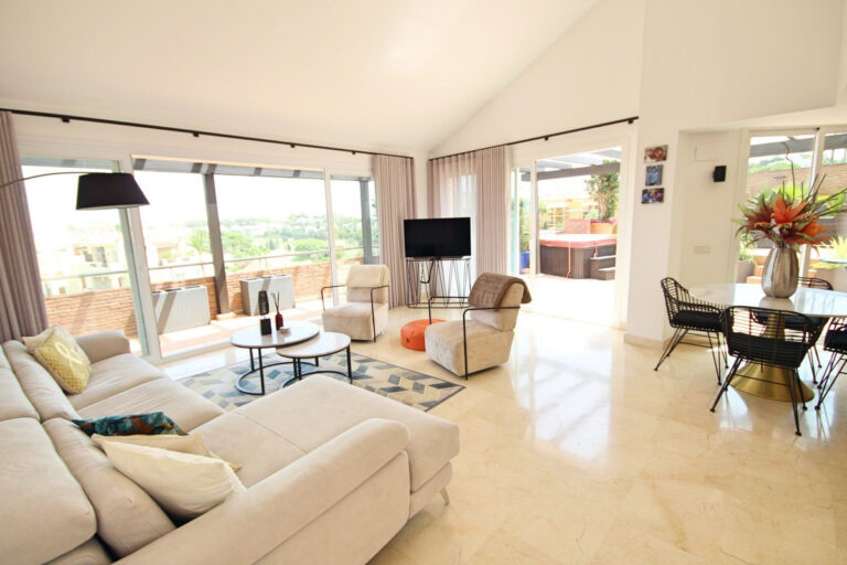 747438 penthouse apartment costa del sol 2 bedrooms riviera del sol e445000 3 768x512