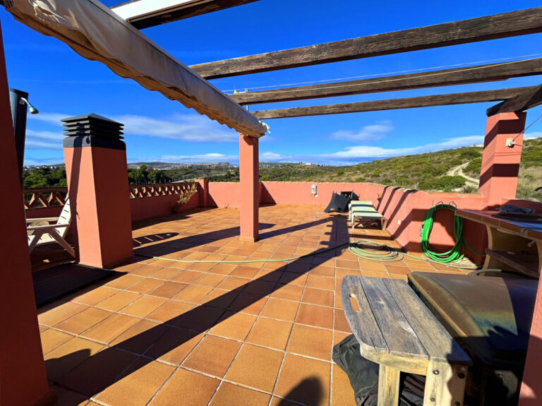 747795 penthouse apartment costa del sol 3 bedrooms casares playa e370000 9 768x575