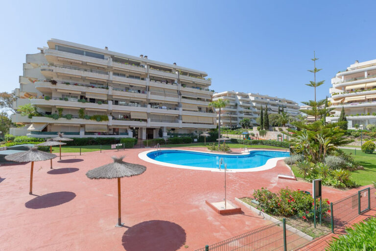 747900 penthouse duplex apartment costa del sol 3 bedrooms guadalmina alta e540000 1 768x512