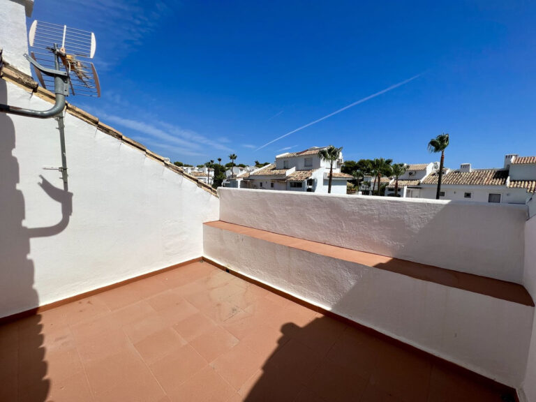 749671 terraced townhouse costa del sol 3 bedrooms riviera del sol e365000 14 768x576