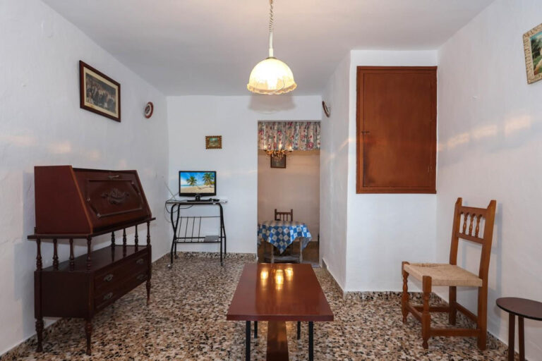 752555 terraced townhouse costa del sol 2 bedrooms casarabonela e155000 8 768x512