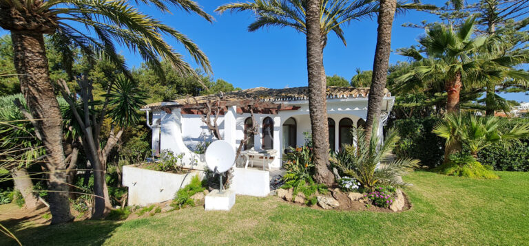 753050 detached villa costa del sol 6 bedrooms la cala de mijas e1499000 1 1 768x358