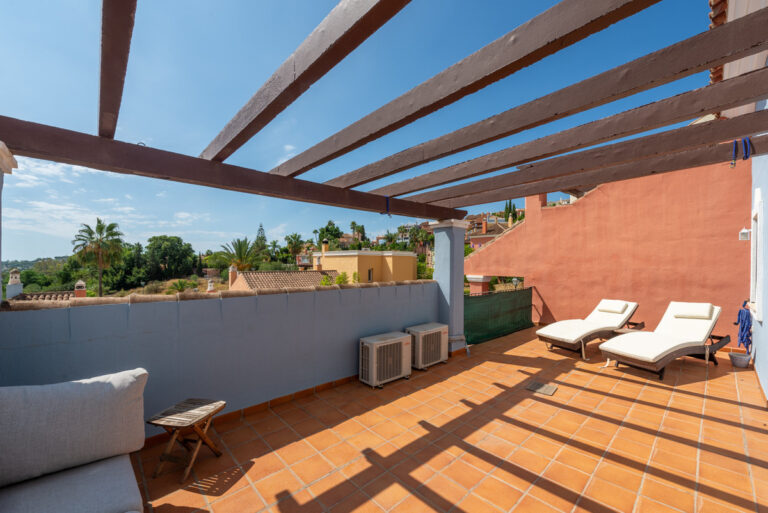 756753 terraced townhouse costa del sol 3 bedrooms nueva andalucia e625000 3 768x513