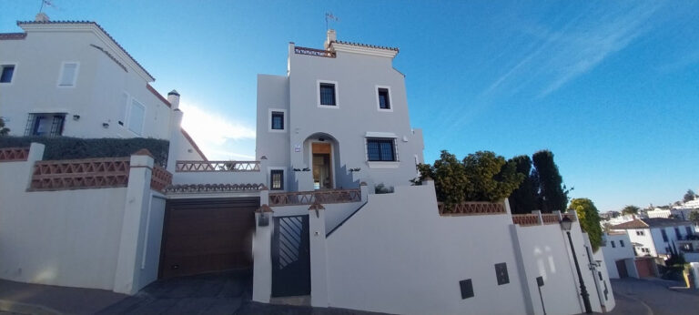 757179 detached villa costa del sol 4 bedrooms selwo e787000 2 768x346