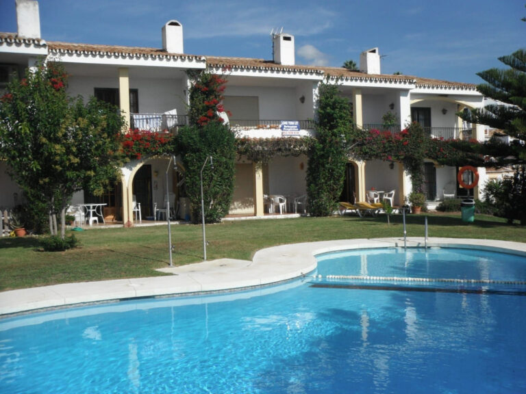 758978 terraced townhouse costa del sol 2 bedrooms mijas golf e269000 768x576