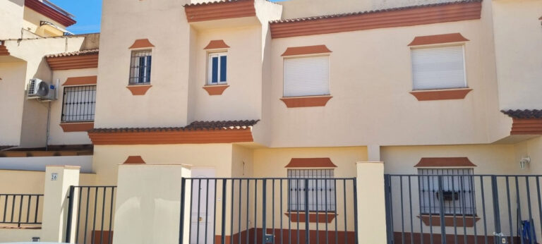 759047 terraced townhouse costa del sol 3 bedrooms antequera e106100 1 768x346