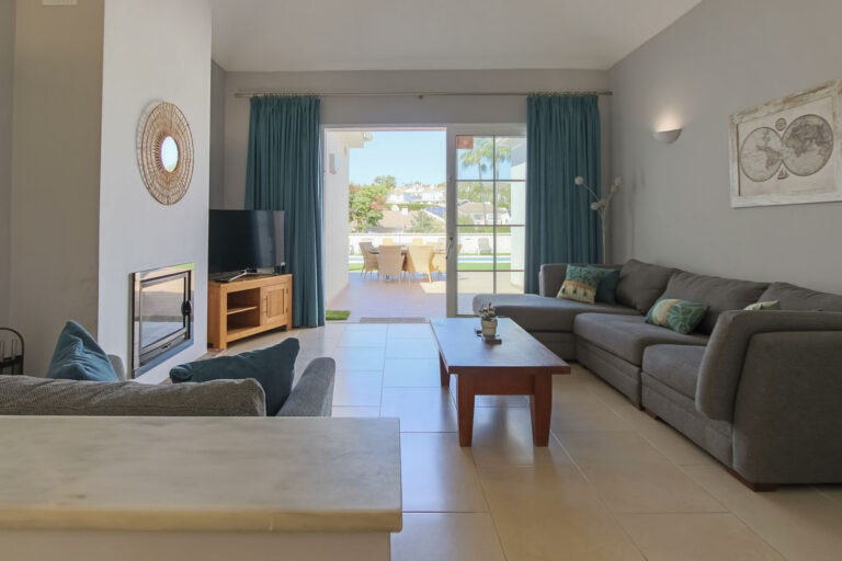 762325 detached villa costa del sol 4 bedrooms mijas costa e899000 4 768x512