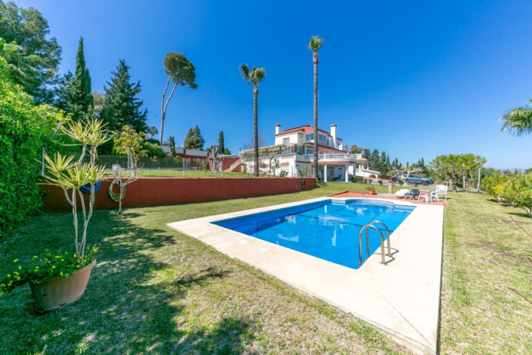 763348 detached villa costa del sol 10 bedrooms torremolinos e950000 768x512