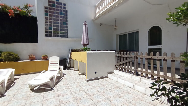 763951 terraced townhouse costa del sol 2 bedrooms torrequebrada e369000 3 768x433