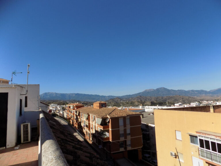 764522 penthouse apartment costa del sol 4 bedrooms coin e190000 768x576