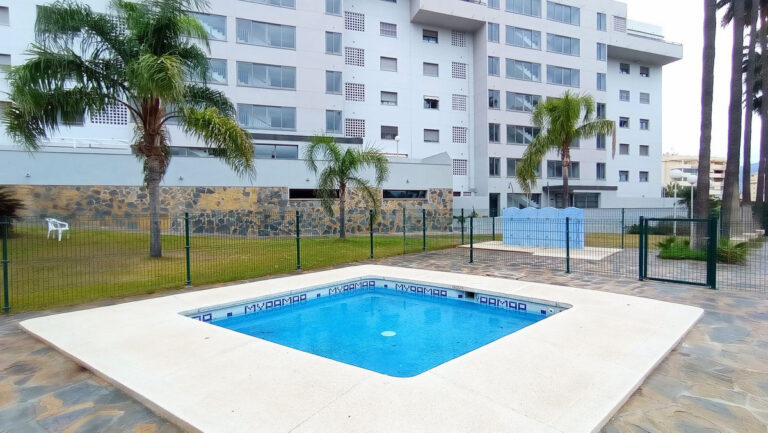 766415 middle floor apartment costa del sol 2 bedrooms fuengirola e309000 3 768x433