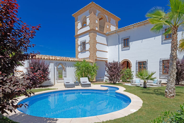 768531 finca villa costa del sol 5 bedrooms antequera e1900000 2 768x512