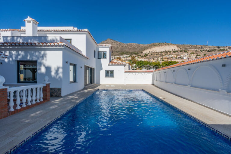 777123 detached villa costa del sol 5 bedrooms benalmadena e1195000 13 768x512