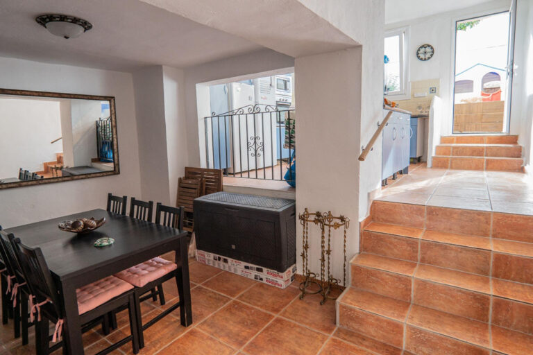 790598 detached villa costa del sol 4 bedrooms pizarra e309000 9 768x512