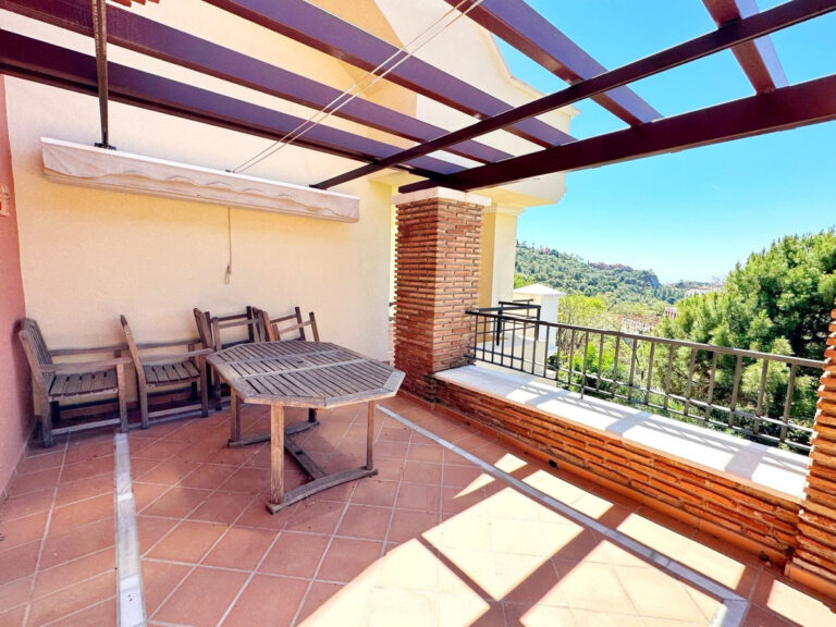 792960 middle floor apartment costa del sol 3 bedrooms benahavis e450000 1 1 768x576