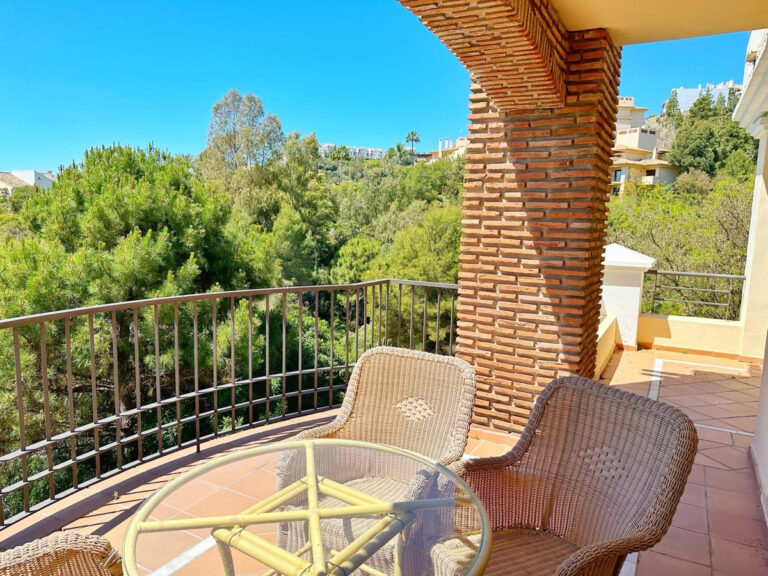 792960 middle floor apartment costa del sol 3 bedrooms benahavis e450000 5 768x576