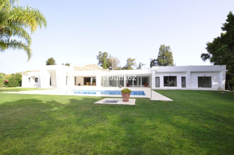 794022 detached villa costa del sol 6 bedrooms sotogrande costa e3500000 1 1 768x509