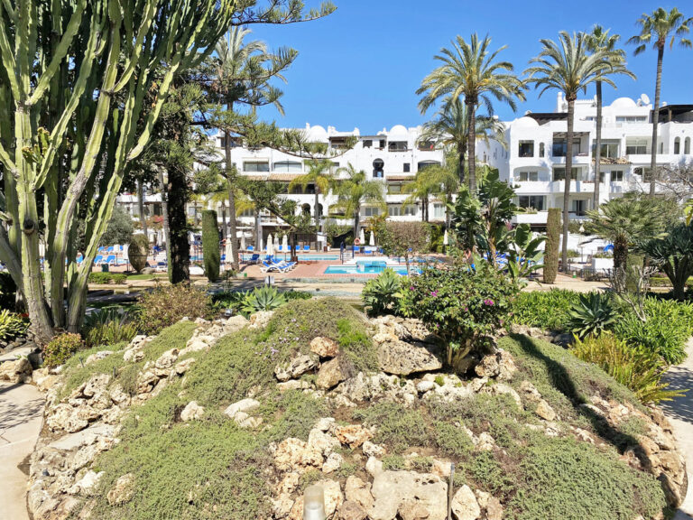 794229 middle floor apartment costa del sol 2 bedrooms puerto banus e965000 10 768x576