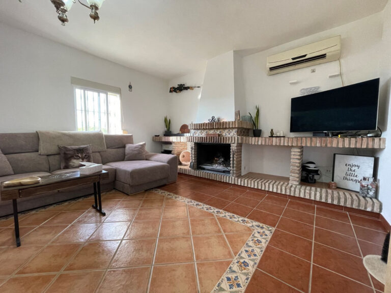 796750 detached villa costa del sol 4 bedrooms alora e249000 5 768x576