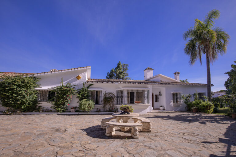 806958 detached villa costa del sol 4 bedrooms guadalmina alta e2850000 4 768x512