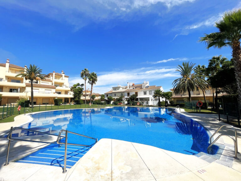 839981 middle floor apartment costa del sol 3 bedrooms san roque club e435000 2 768x576