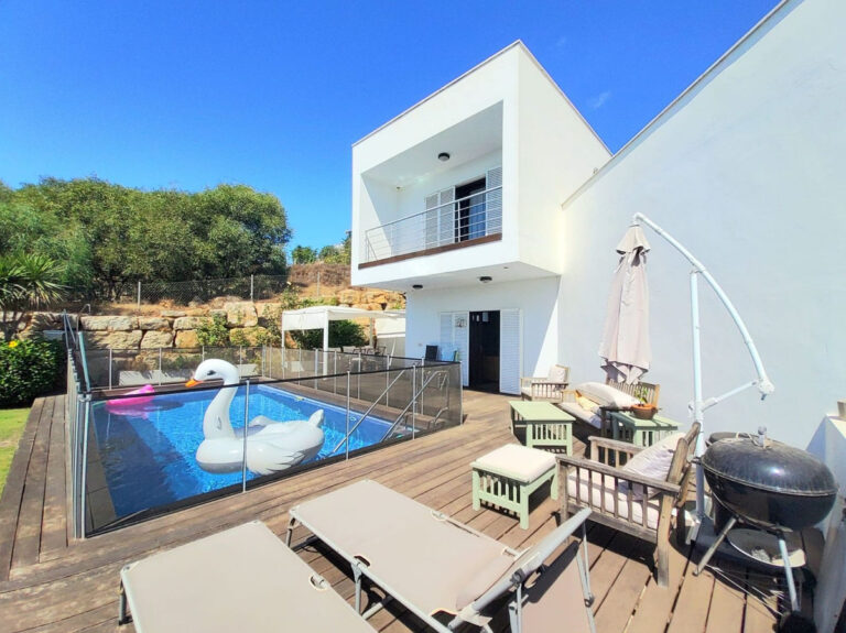 843146 detached villa costa del sol 4 bedrooms torreguadiaro e1190000 1 1 768x575