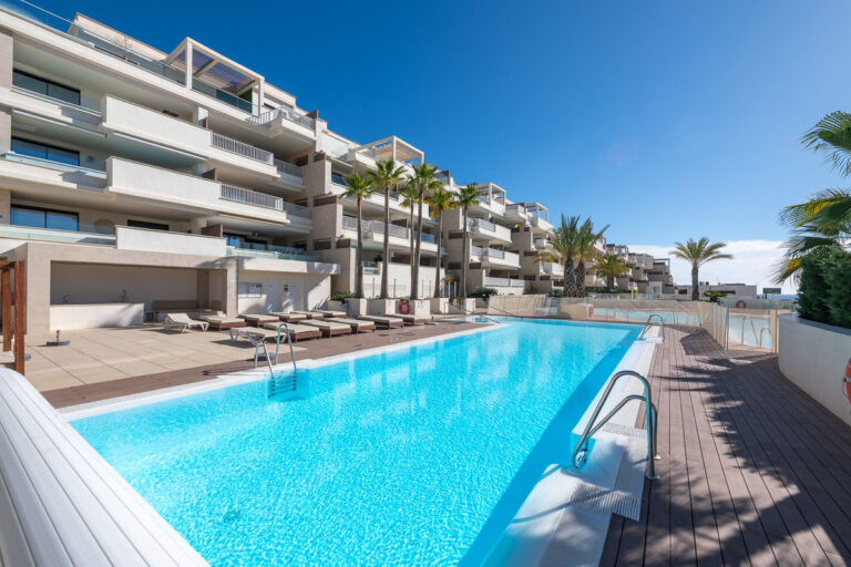 873756 middle floor apartment costa del sol 3 bedrooms la cala de mijas e590000 768x512