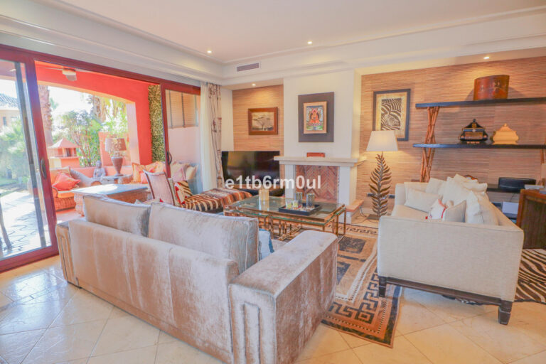 875824 terraced townhouse costa del sol 5 bedrooms the golden mile e1190000 3 768x512