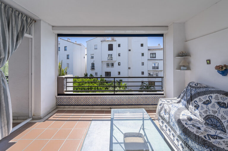 876040 middle floor apartment costa del sol 2 bedrooms puerto banus e550000 1 1 768x511