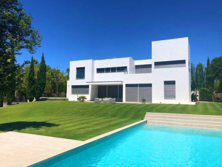 876178 detached villa costa del sol 5 bedrooms sotogrande e2300000 1 768x576