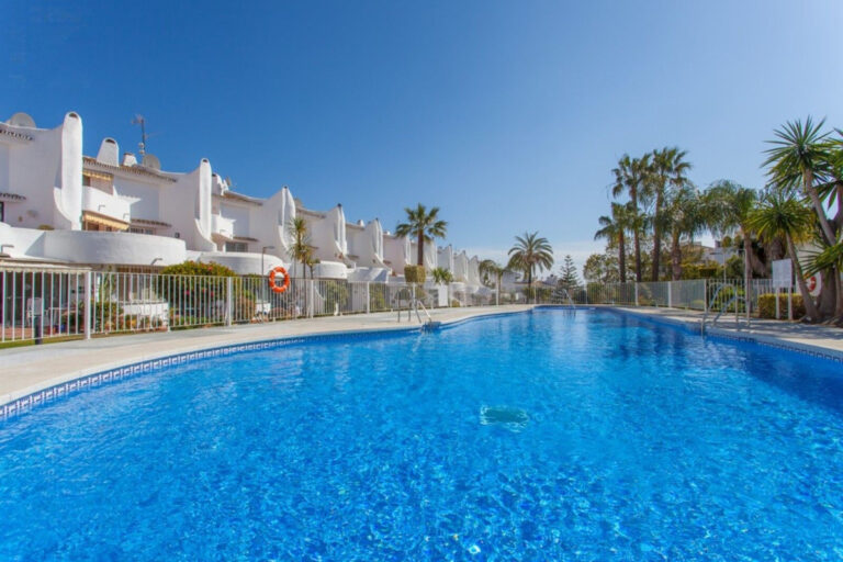 876972 penthouse duplex apartment costa del sol 3 bedrooms calahonda e365000 2 768x512