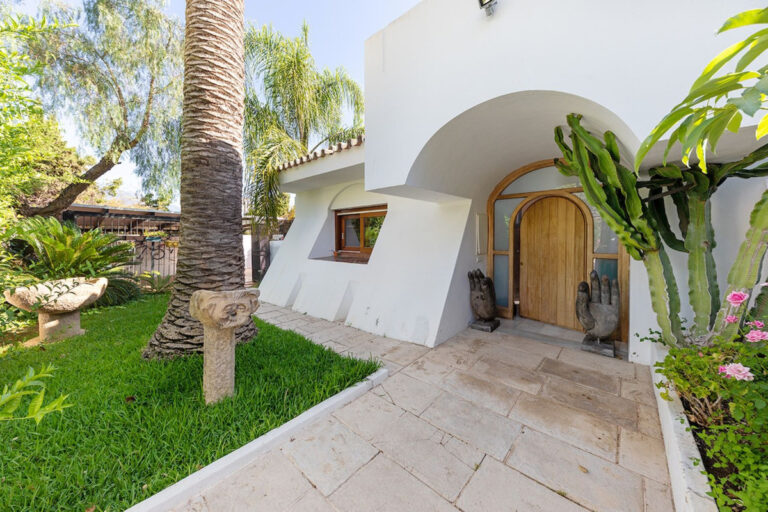 877023 detached villa costa del sol 6 bedrooms nueva andalucia e2400000 7 768x512