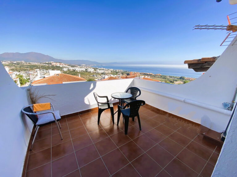 878067 penthouse apartment costa del sol 1 bedrooms la duquesa e125000 1 1 768x576