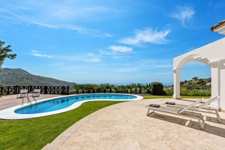 878232 detached villa costa del sol 5 bedrooms benahavis e2849000 9 768x513