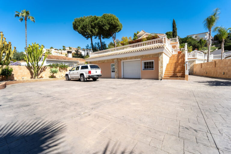 878424 detached villa costa del sol 5 bedrooms mijas costa e1350000 5 768x512