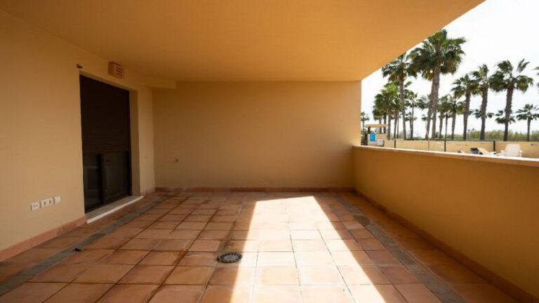 878832 ground floor apartment costa del sol 2 bedrooms sotogrande puerto e394500 4 768x432