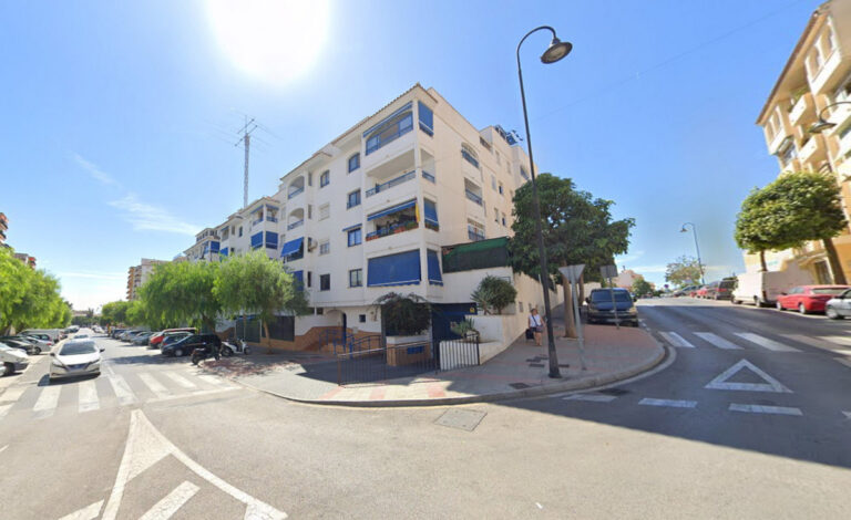 878937 middle floor apartment costa del sol 3 bedrooms las lagunas e146700 2 768x470