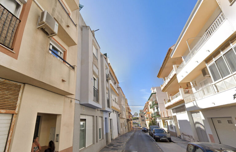 879081 ground floor apartment costa del sol 2 bedrooms las lagunas e127500 1 1 768x495