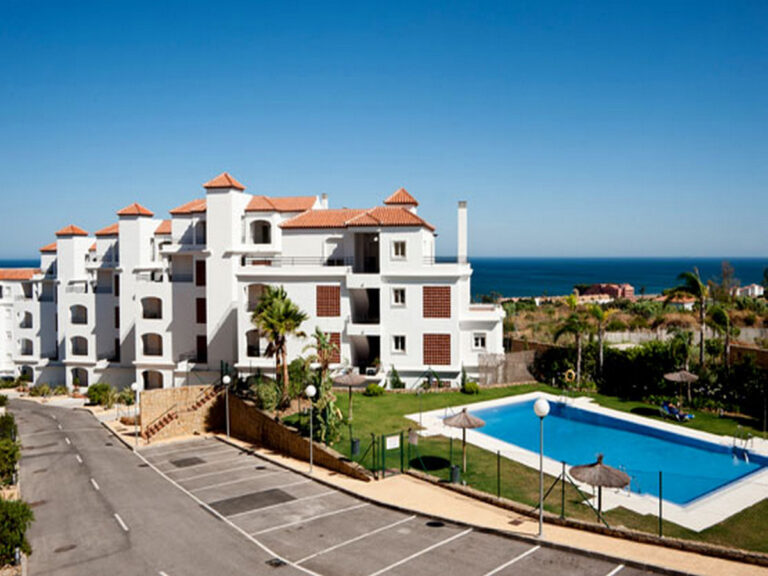 879129 ground floor apartment costa del sol 2 bedrooms la duquesa e159570 1 768x576