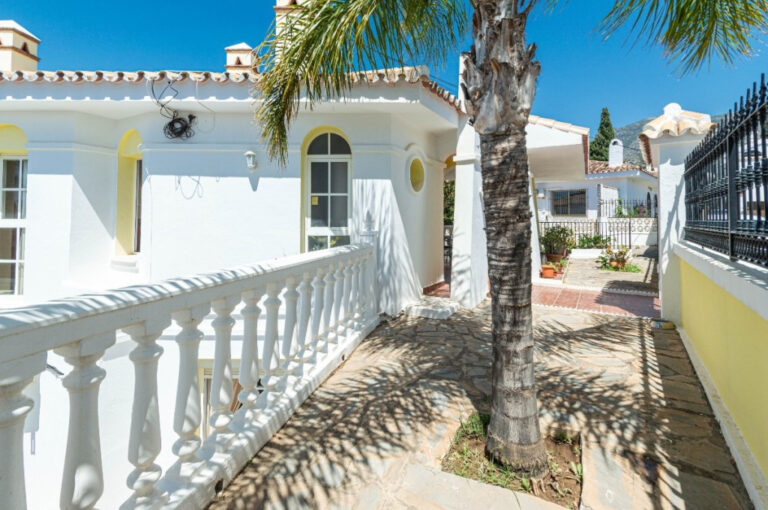 879327 detached villa costa del sol 5 bedrooms torreblanca e725000 2 768x510