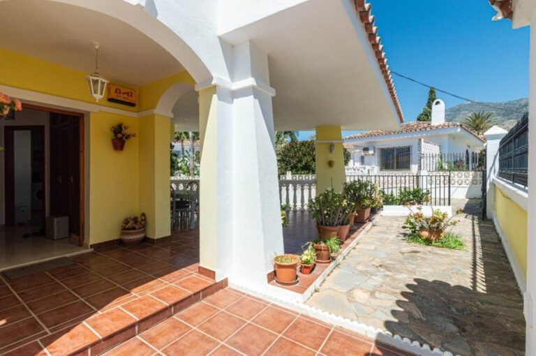 879327 detached villa costa del sol 5 bedrooms torreblanca e725000 3 768x510