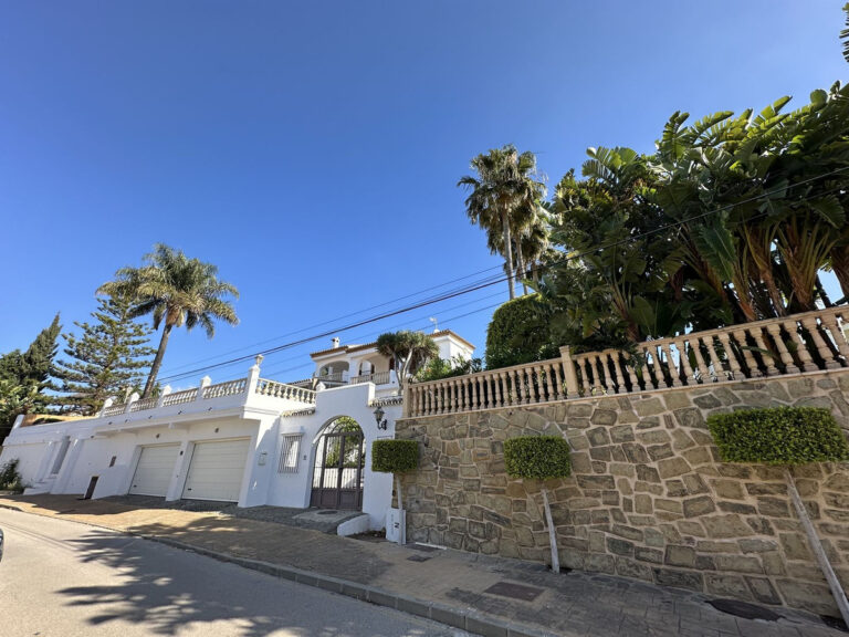 879393 detached villa costa del sol 5 bedrooms estepona e1449000 2 768x576