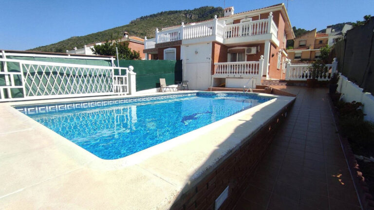 879399 semi detached villa costa del sol 3 bedrooms alhaurin de la torre e425000 1 768x432